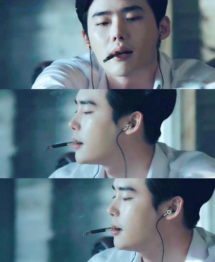 李钟硕整容电影,韩国明星服兵役李钟硕