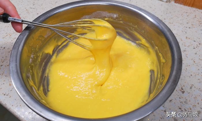 如何做蛋糕不用电饭煲也不用烤箱,不用烤箱不用电饭锅的蛋糕教程