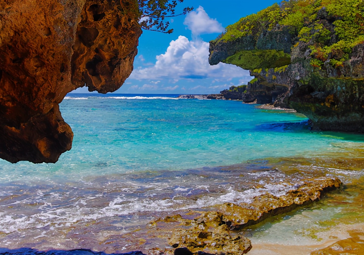 全球最适合蜜月旅行十大海岛,十大海岛度假胜地