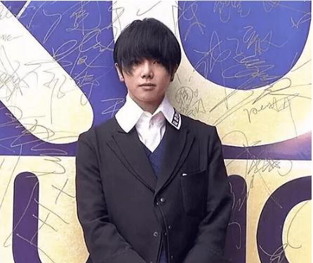 华晨宇植发的医院是哪里,华晨宇植发图片是真的吗