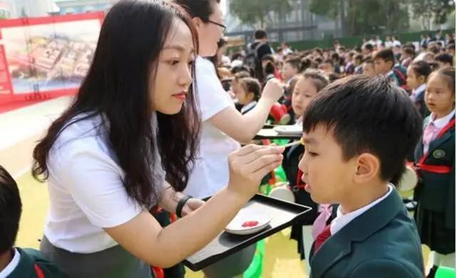 西安在高新区的大学,2020西安高新一中清华北大