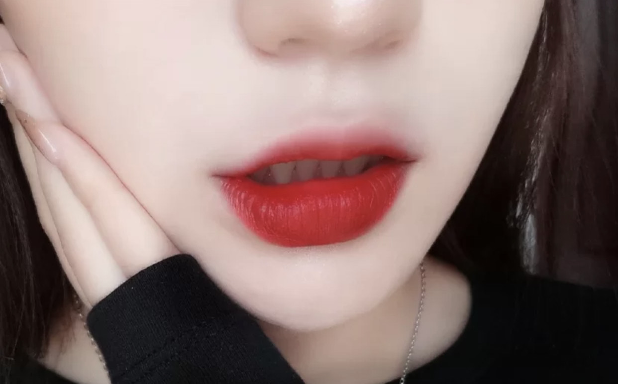 你的第一只大牌口红是哪个?除了999,还有405,不愧是经典