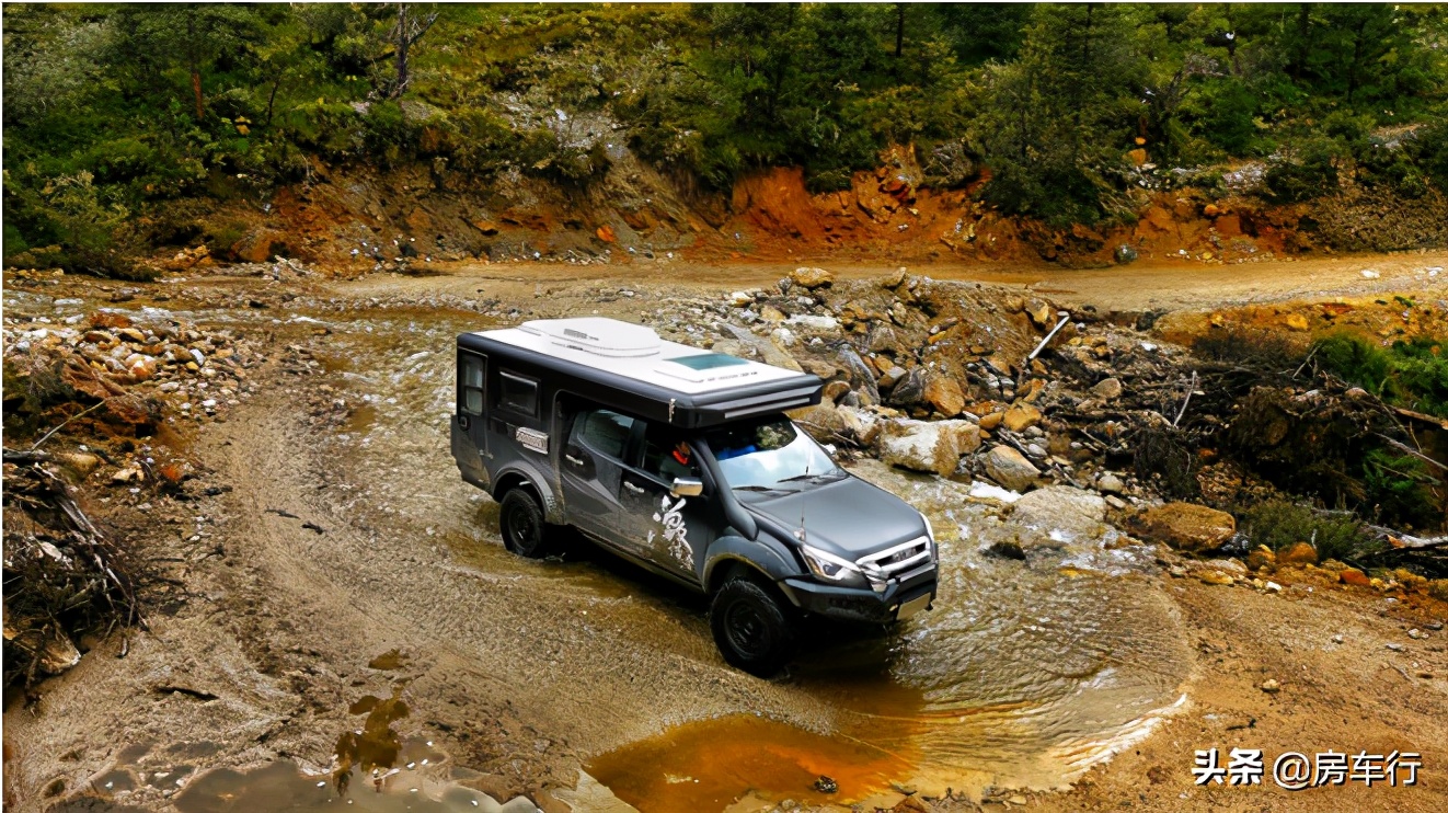 旅美速腾福特3.5t四驱b型房车,2024款福特t8b型房车四驱