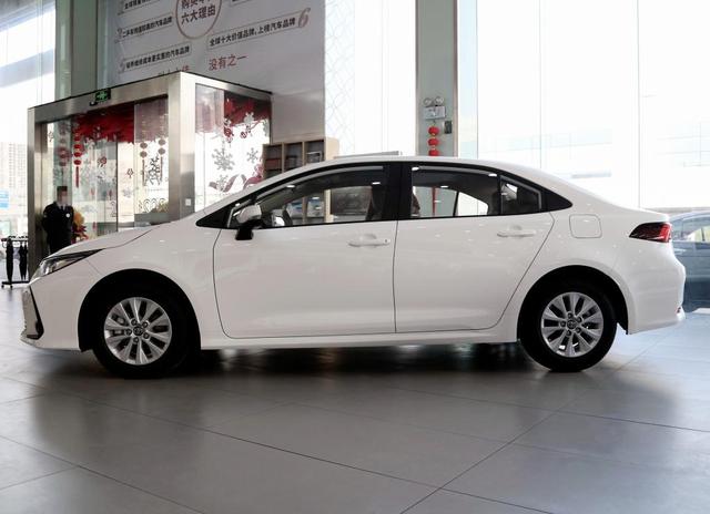 2021款卡罗拉跑长途真实感受,朗逸和卡罗拉2万公里后测试