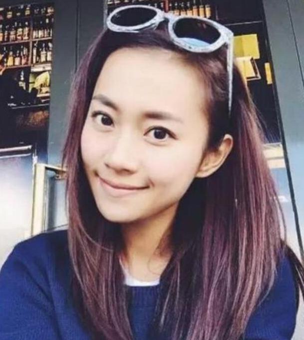 伍智恒年轻照片,伍智恒年轻模样