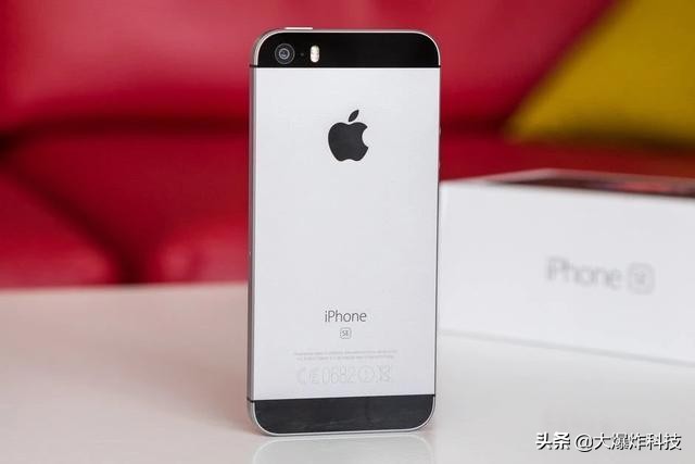 苹果se2降价到什么地步适合入手,iphonese22022年还值得入手吗