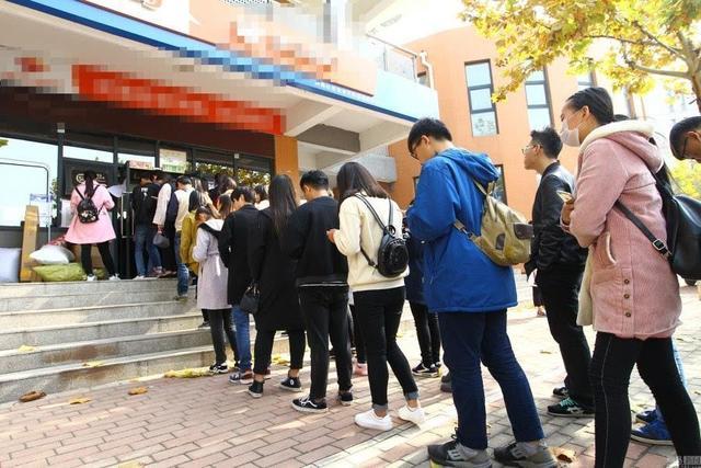 大学内部菜鸟驿站1个月挣多少钱,大学里菜鸟驿站放一个包裹多少钱