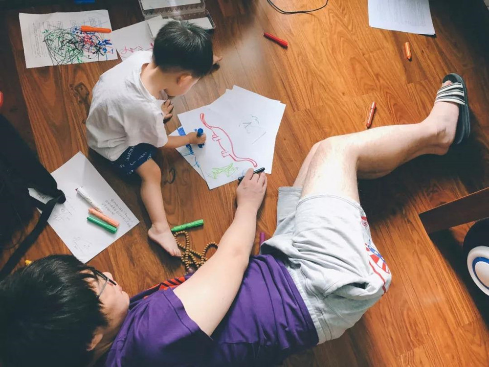 孩子选择玩具纠结时怎么帮助他,孩子不喜欢玩具怎么回事