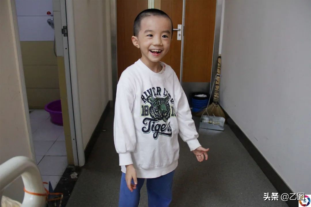 八个月多的孕妇摔跤孩子还有救不,孕妇摔了一跤难产