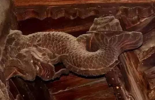 这个村庄一千年前建了个生态下水道，至今旱涝不惧