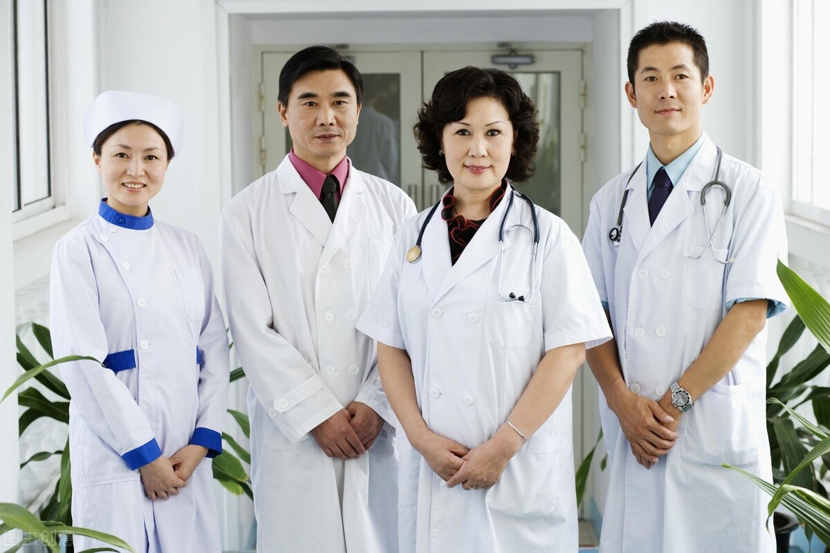 头上白癜风如何辨别,额头白癜风是怎么回事