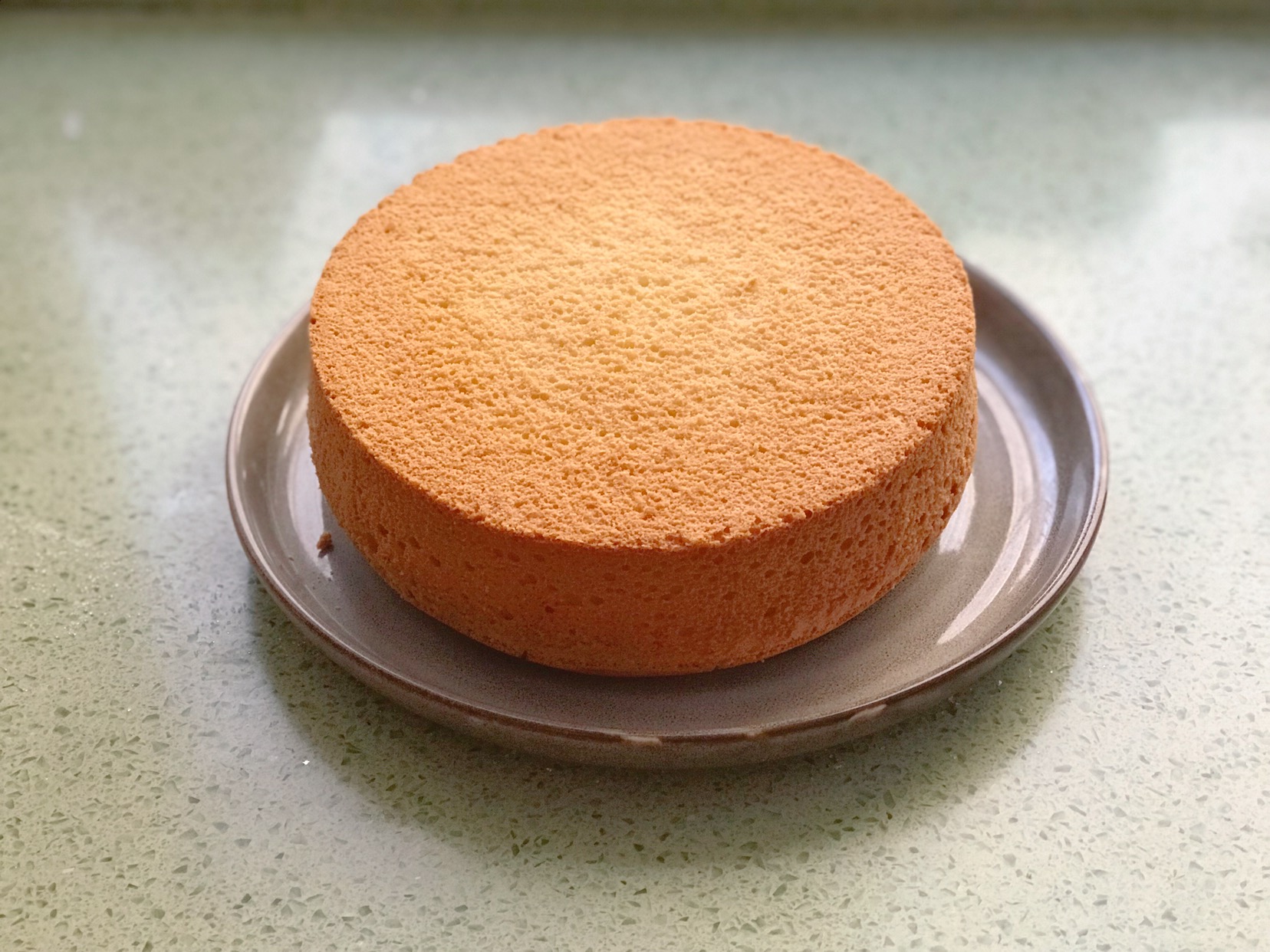 普通面粉在家自制蛋糕胚子教程,8寸生日蛋糕普通面粉制作教程