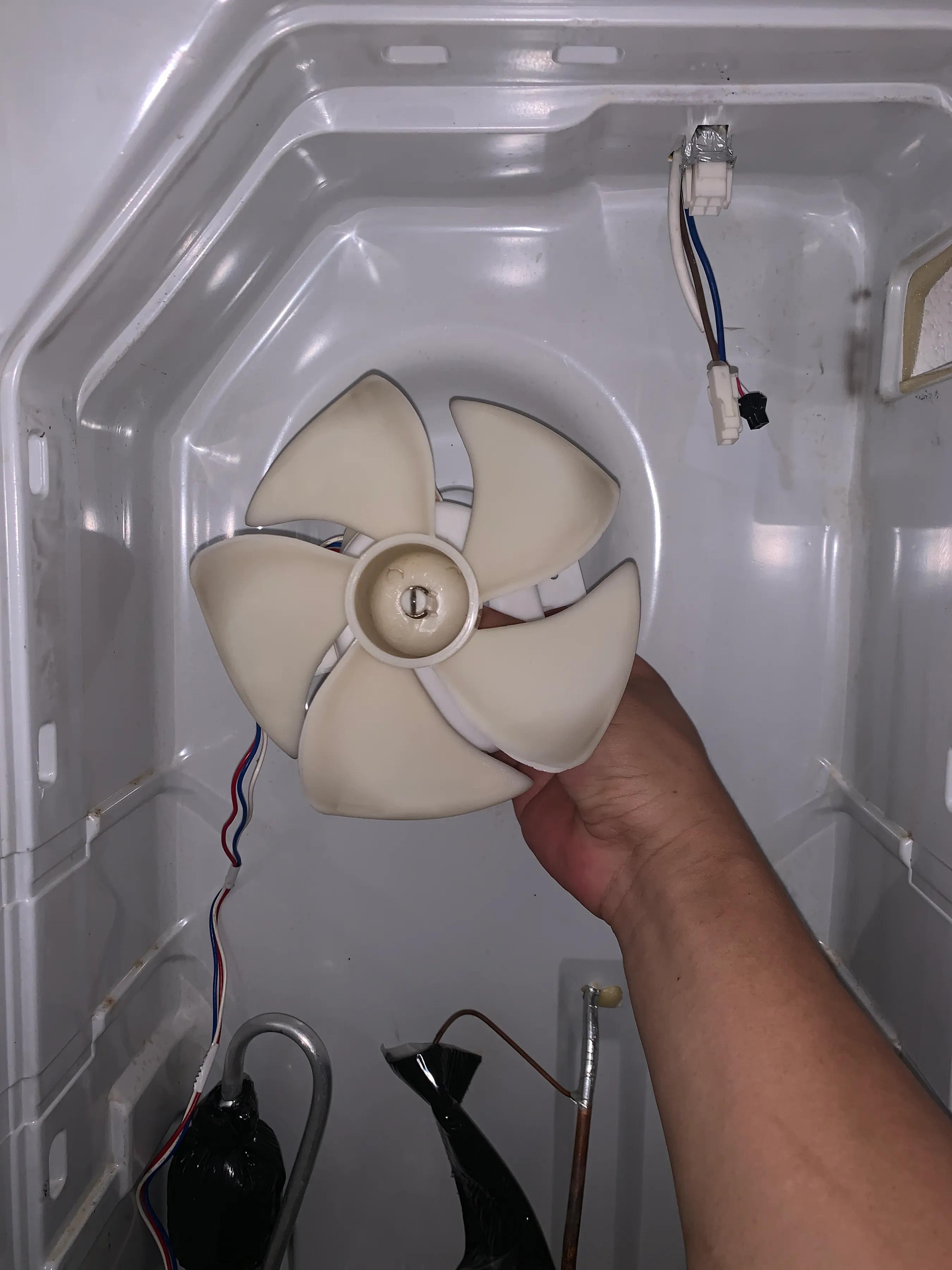 华日冰箱bcd-390dec说明书,华日双开门冰箱冷冻室隔板怎么拆