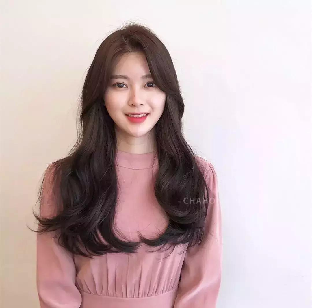 适合大脸的短发发型女最新,大脸妹子最适合的四款发型