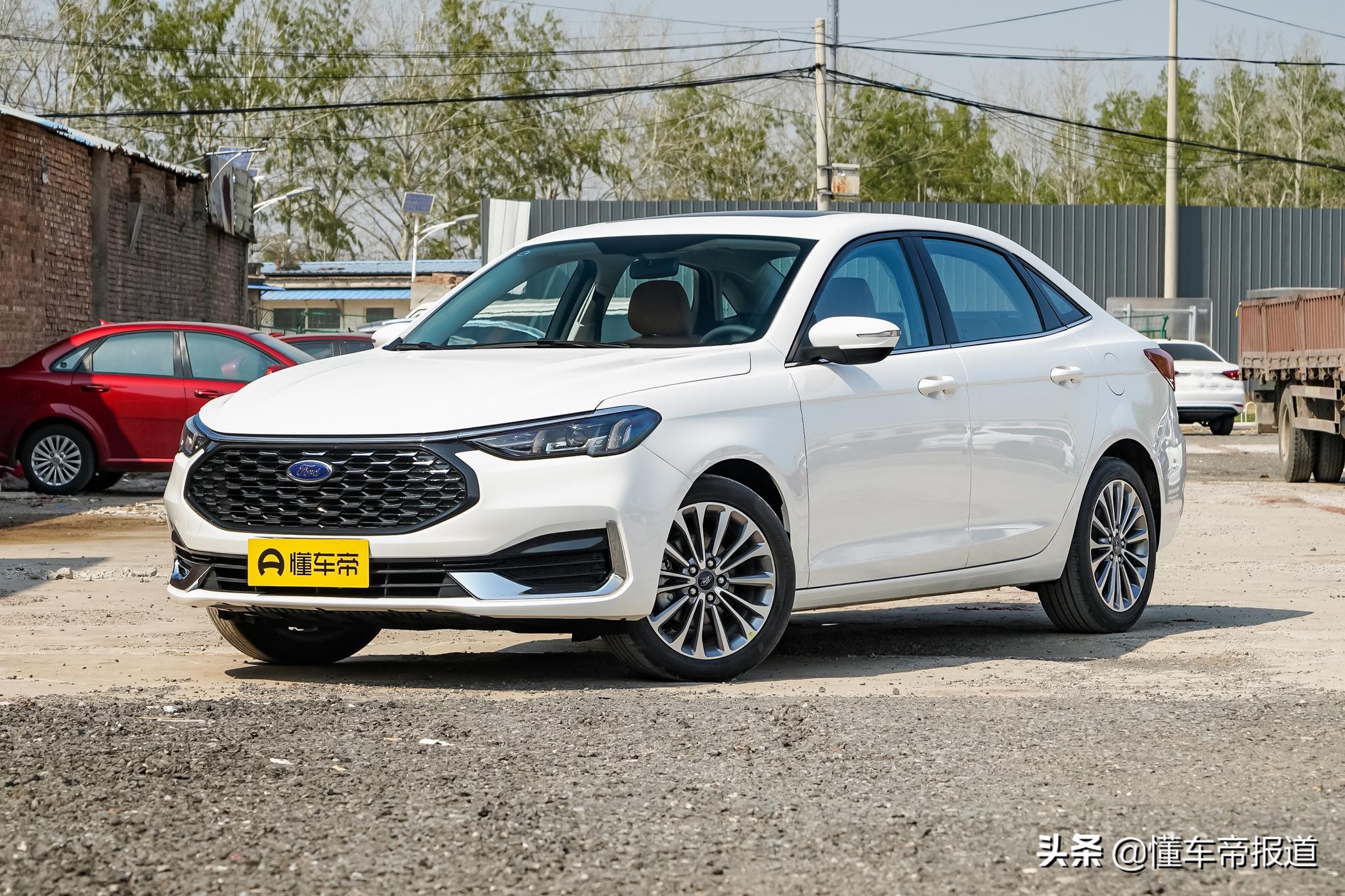 长安福特新款福睿斯要来了,新车落地29万多的福特车