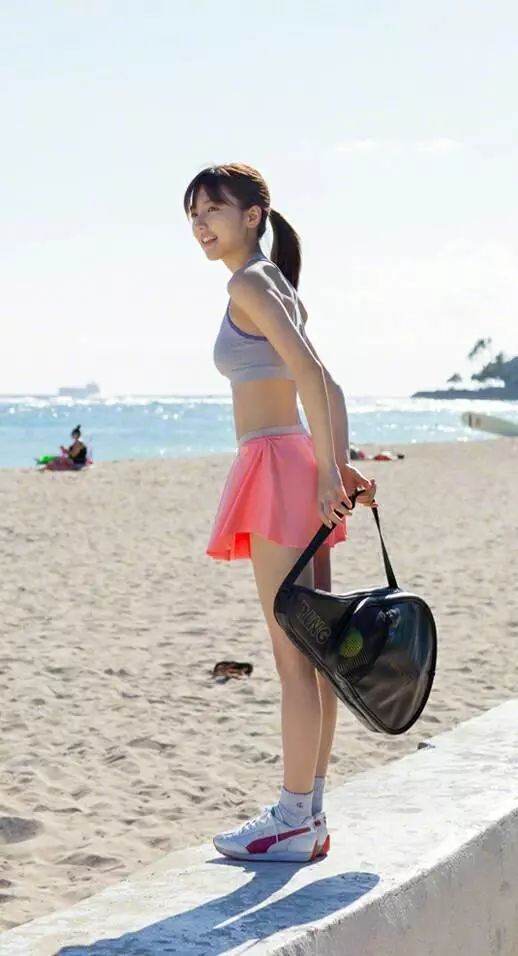 日本网球少女拍照,日本女明星网球照