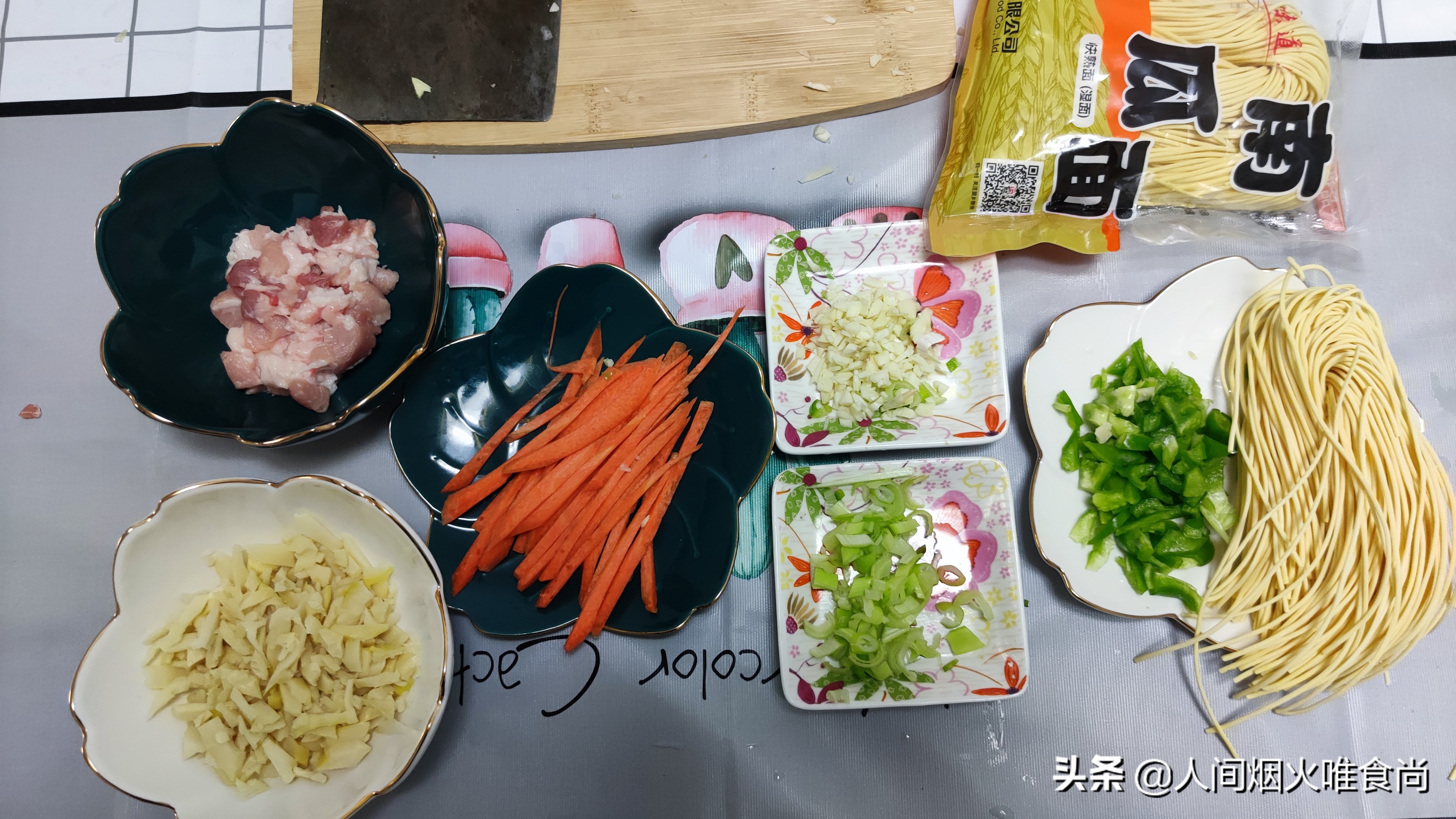 鲜笋炒肉丁,竹笋炒肉丝拌面怎样做才好吃