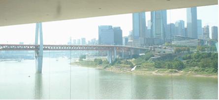 重庆来福士广场惹争议,感觉整栋楼在抖什么原因