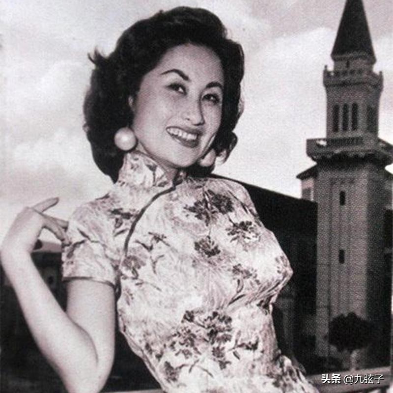 她是一代妖姬,抢了川岛芳子的情人,为爱奋不顾身嫁小26岁影迷