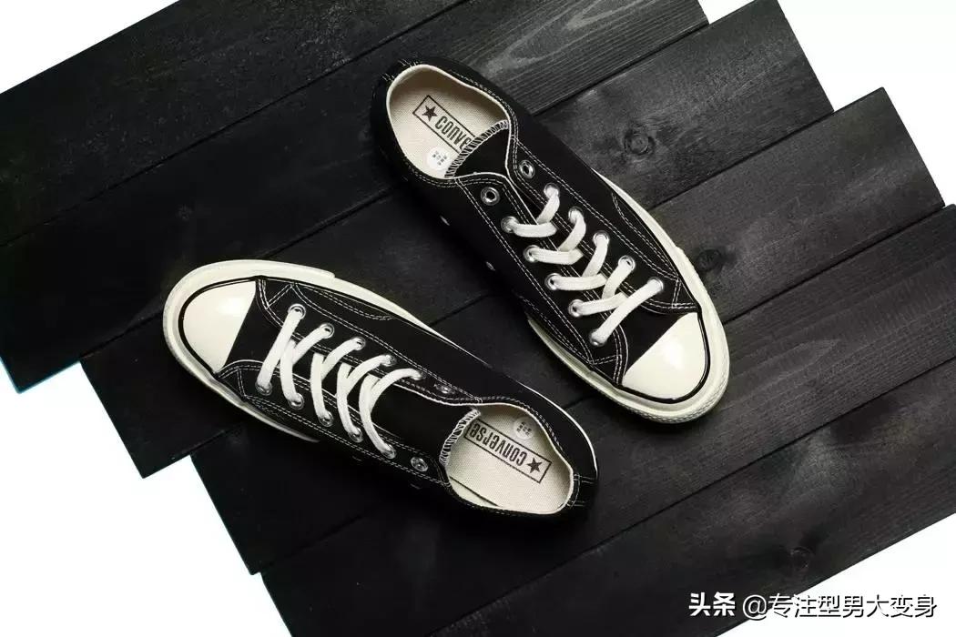 为什么别人穿匡威那么好看 (为什么别人的匡威比我穿的好看)