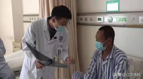 男子吃鱼被刺破大动脉,男子用鱼枪射人