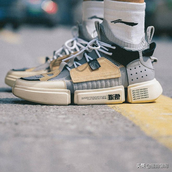 椰子?AJ?Converse?李宁?这几款鞋火爆街头
