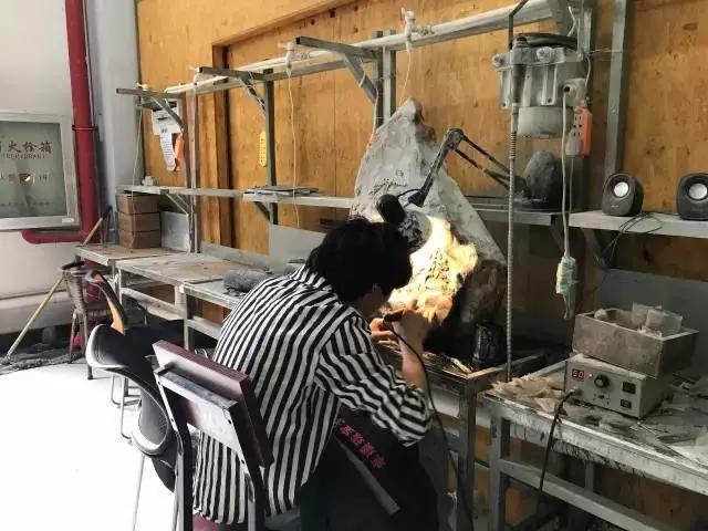 玉石雕工价格表,玉的雕工一般多少钱一克