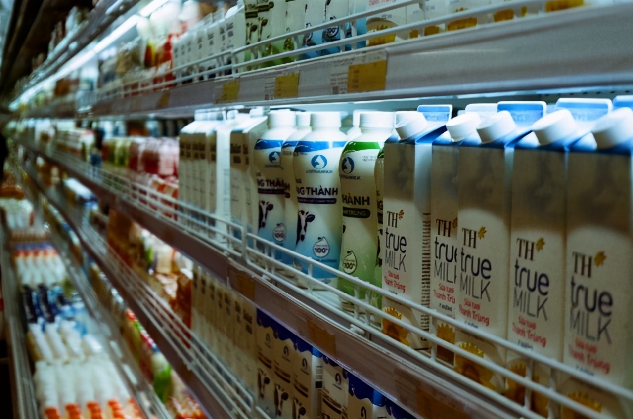 她在加拿大开“小卖部”十年，看到了当地的人生百态