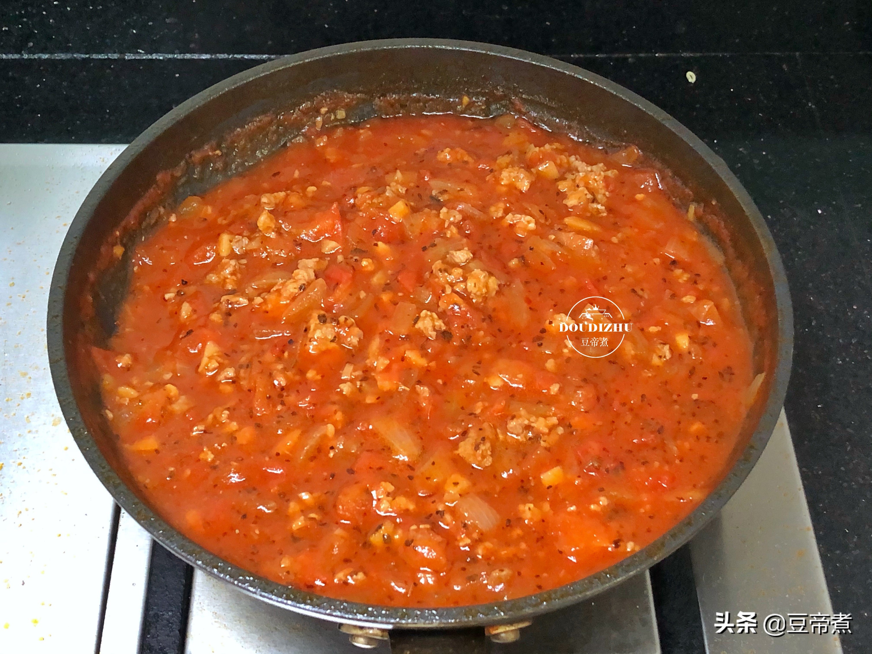 此面为什么叫意大利面？面团筋道很有口感，再搭配特制酱料太完美