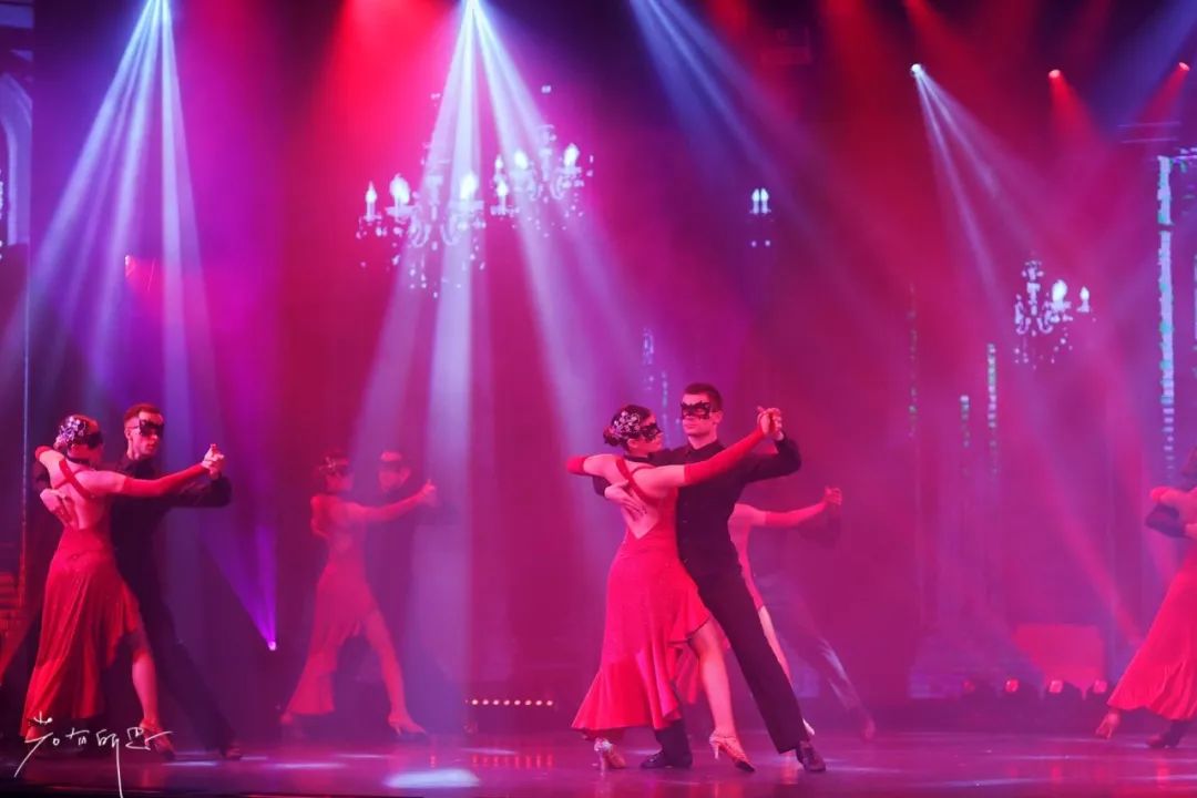 带父母豪华游轮环球旅行,带着父母们出游