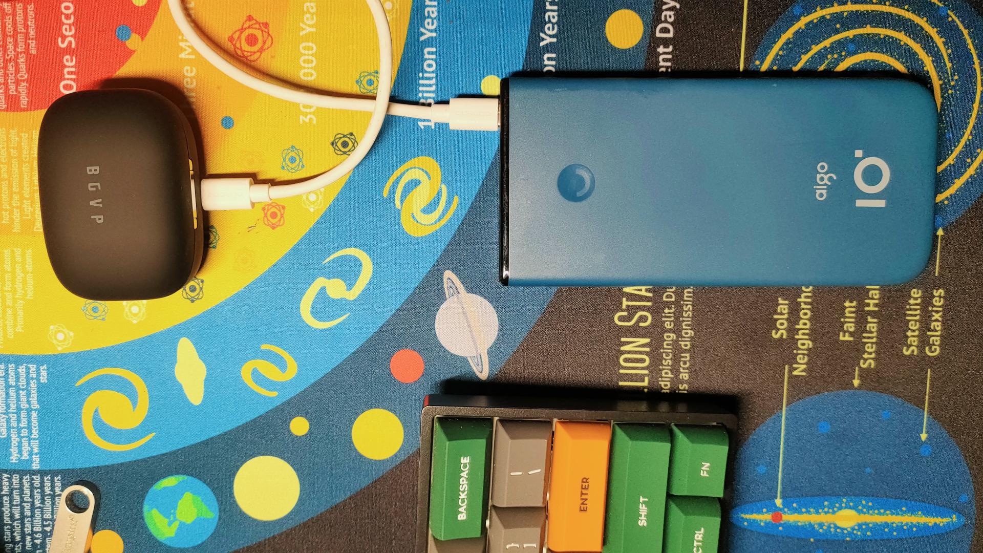 便捷充电新体验aigo电源,AIGO快充移动电源