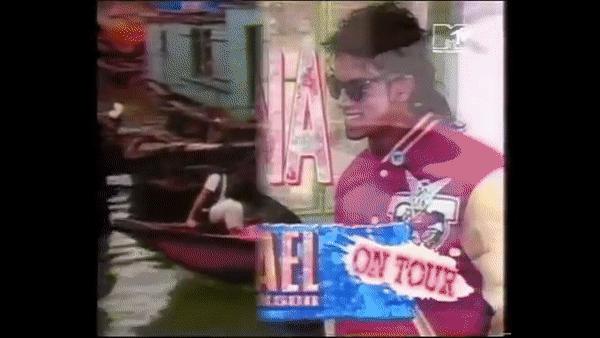 迈克尔杰克逊幼年到中年过程,30年前迈克尔杰克逊