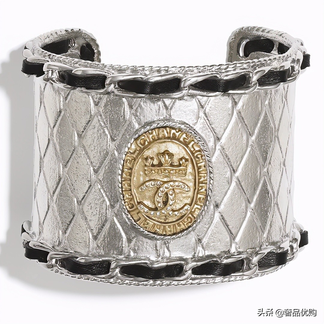 chanel首饰设计,chanel新款金色