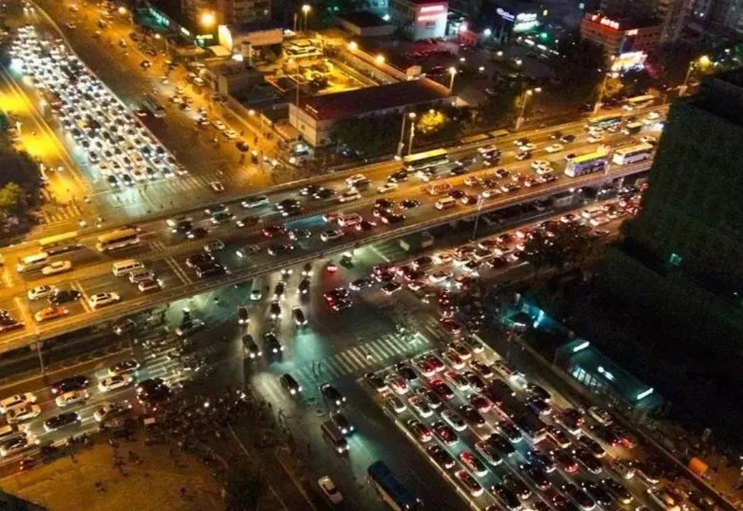 新加坡人口为什么这么少,新加坡最新人口比例