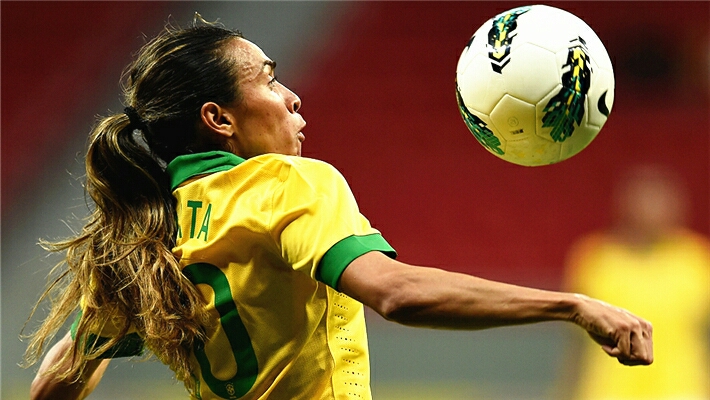 穿裙子的贝利是谁,贝利的传奇