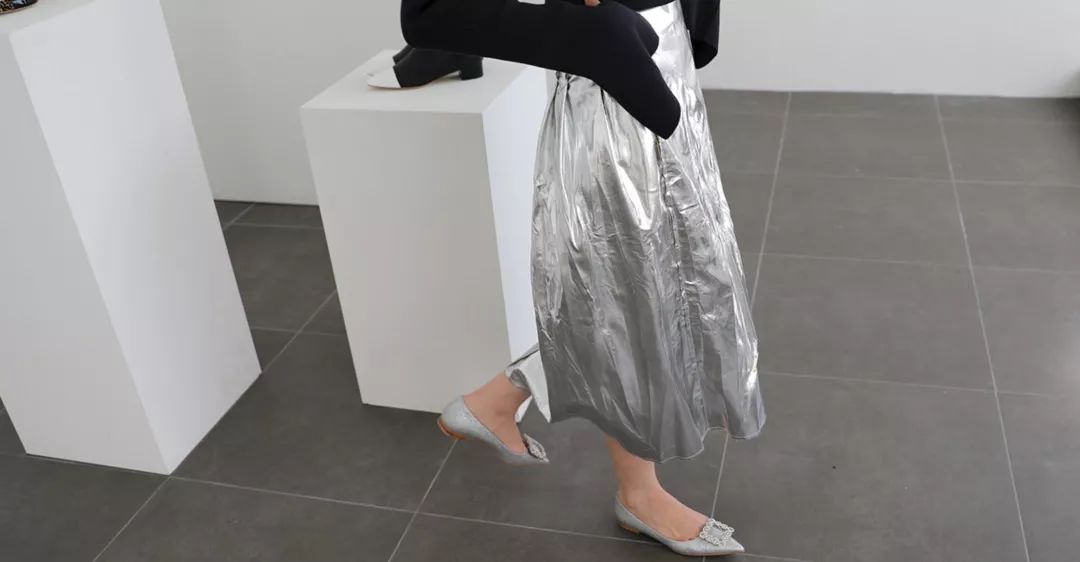 闊╁墽濂宠绌挎惌鍝佺墝,闊╁墽濂充富绌挎惌鍝佺墝