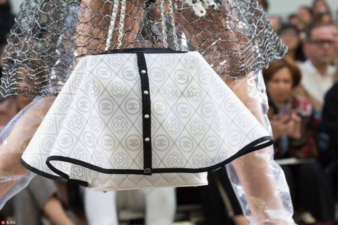 女孩子人生第一个大牌包包推荐,秋冬款必入老花包