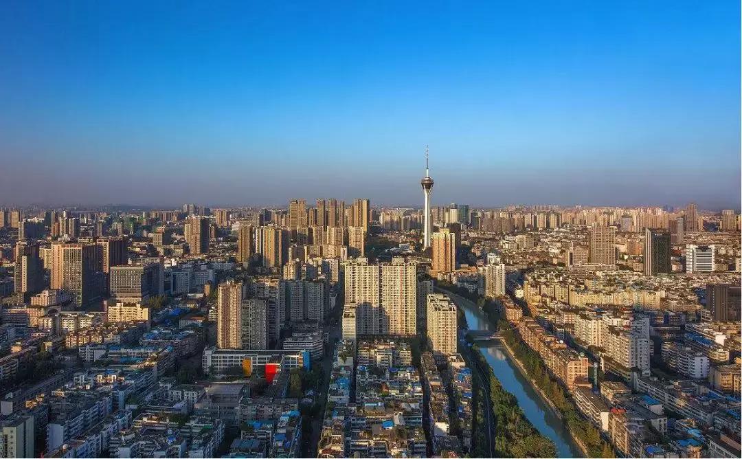 成都东进规划与房地产,成都东进未遇千年之变