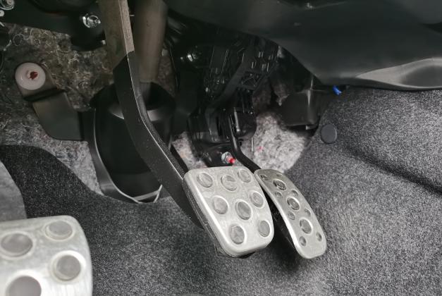 丰田gryaris试驾视频,丰田gryaris拉力