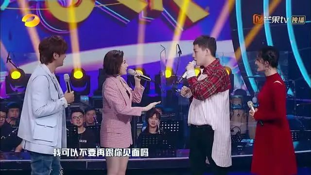 玉女歌手拒绝大佬*规则潜**背上巨额违约金！为还债走穴捞金无人识