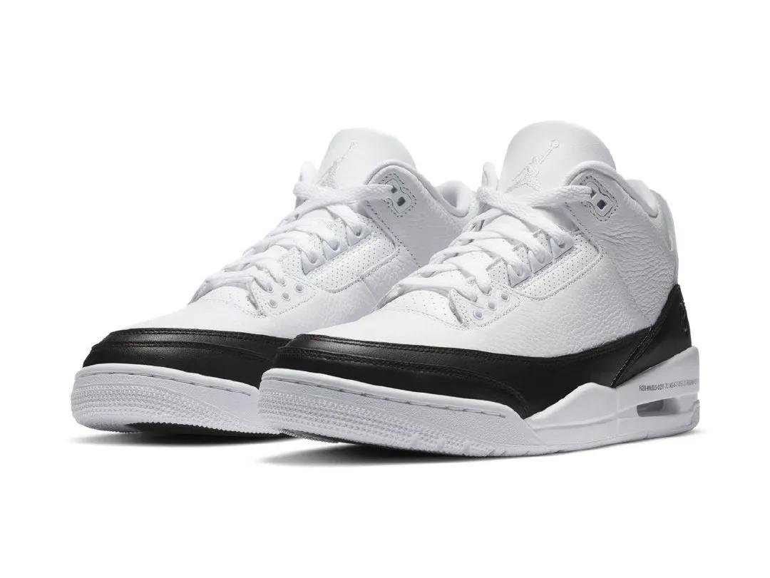 每周联名X讯|穿上马里奥篮球鞋，顶砖时的跳跃都更加有力