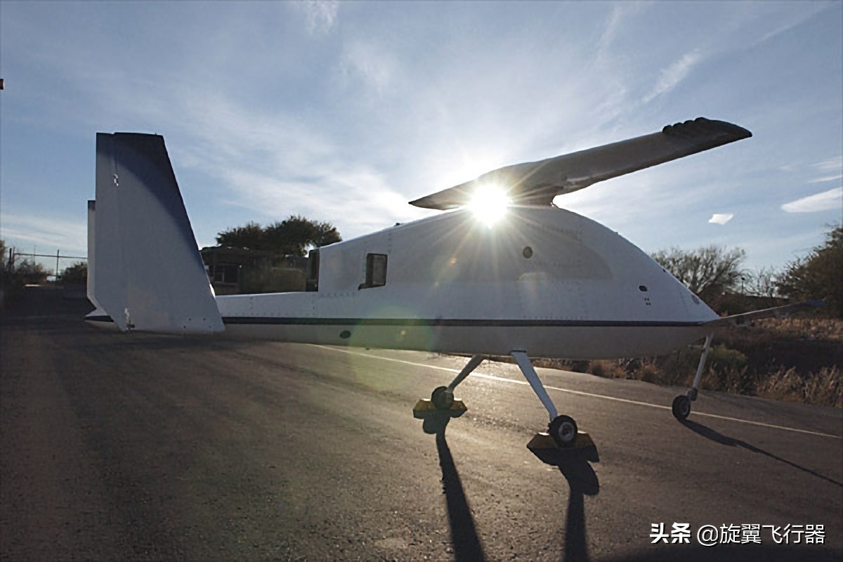 鸭式布局、停转旋翼、桨尖喷气，黑科技满满的波音X-50A试验机