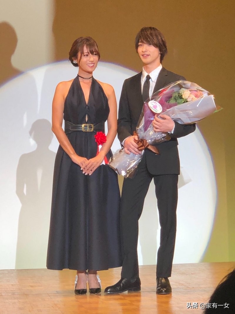 刘亦菲、Camila.盘点3位*服私**品味的人气女星，下次别乱跟风啊