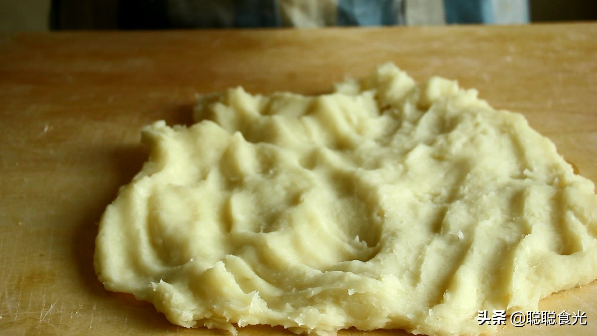 怎样做炸糖糕才能更酥脆,酥脆油炸糖糕的做法