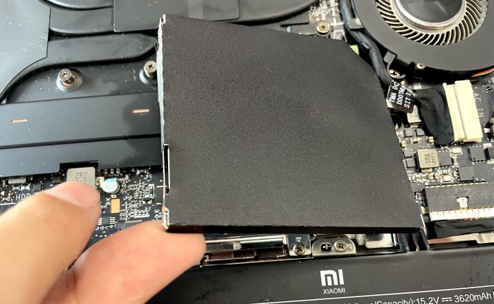 30岁大叔追梦之路：纯金白银为小米游戏本硬件升级只为这童年游戏