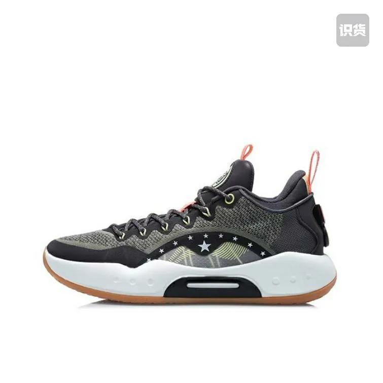 休闲实战两不误篮球鞋,安踏300到400实战好鞋