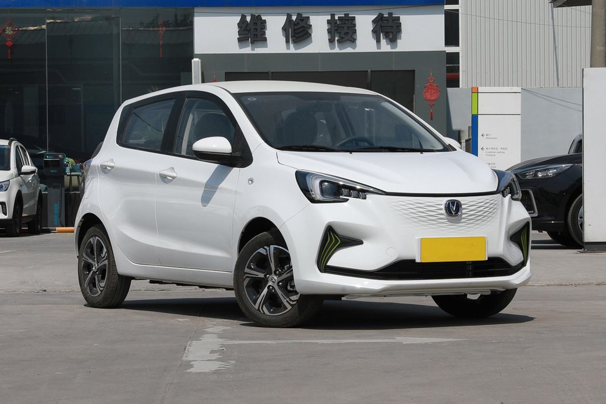 长安奔奔新款新能源2022款报价,长安奔奔新能源预售2.98万