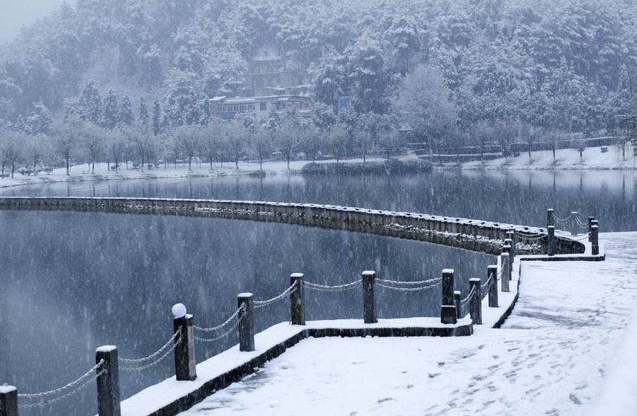 纳兰词中最唯美的句子离别,十首纳兰词