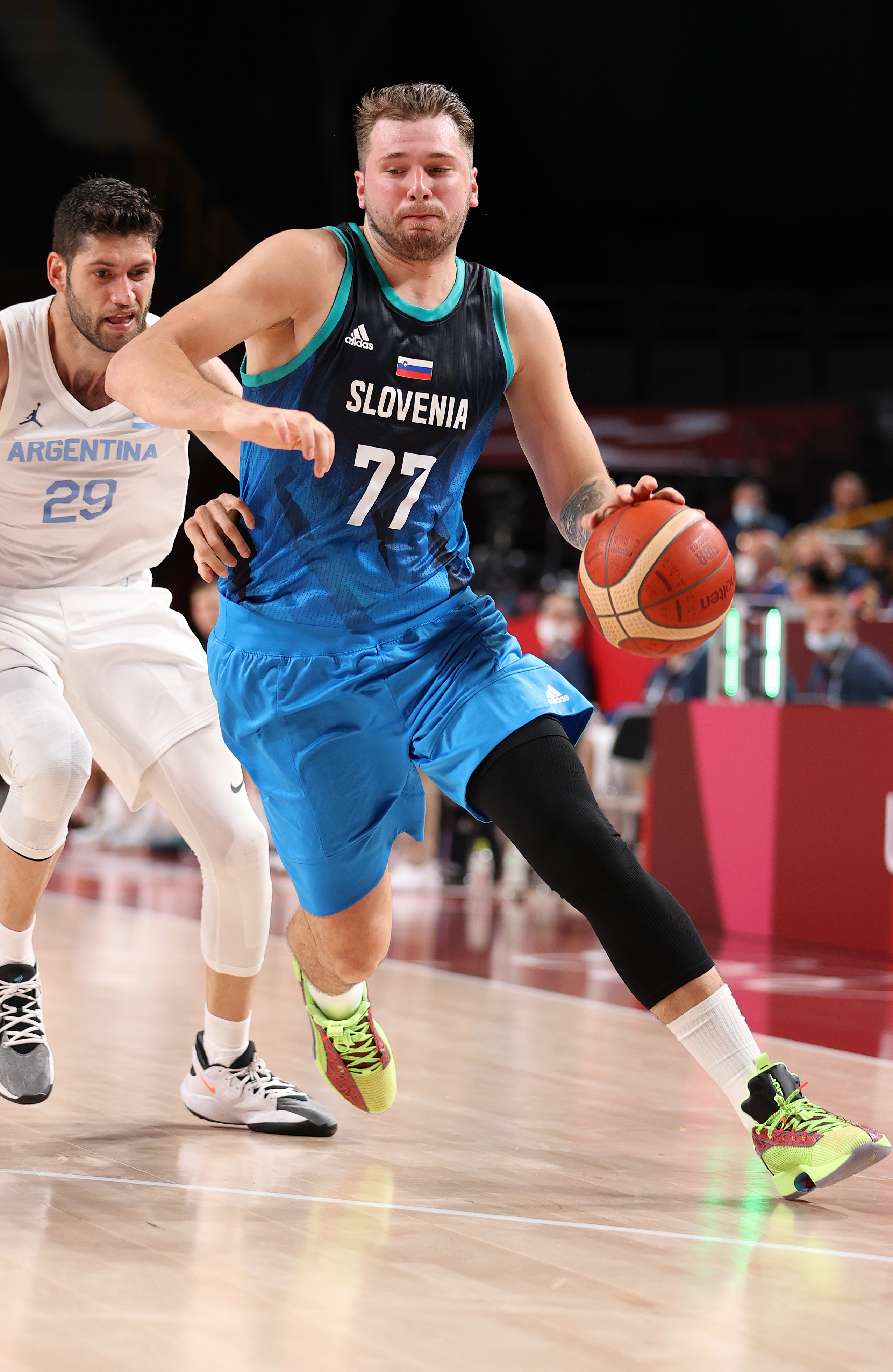 东契奇照片2024,东契奇世界杯照片