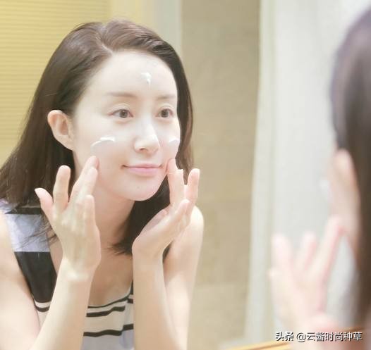 洗面奶并非越贵越好！这4款国货之光超好用，最低不到30元